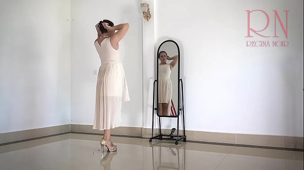 HALLOWEEN 2022 Nude witch Regina Noir and Magic Mirror