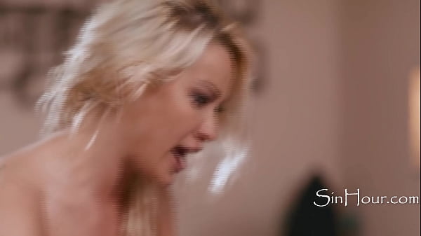 Anal Porn Peek and a Step Mom's Shocking Leak - Cherry Kiss, Jimmy Michaels